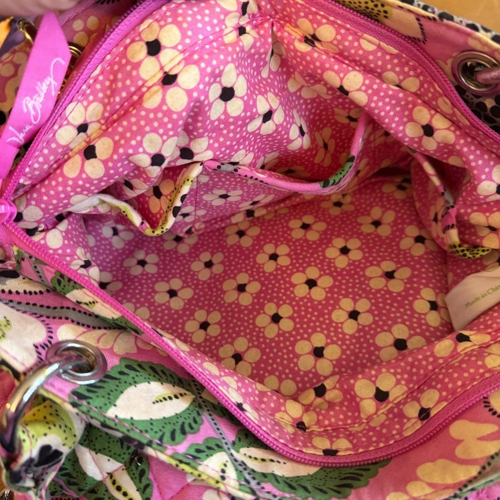 Vera Bradley Priscilla Pink Floral Quilted Cotton Crossbody Handbag Pink Green